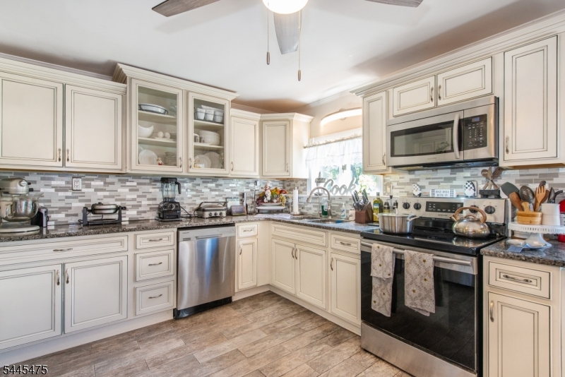19 Little Road Lafayette, NJ 07848 - Photo 23 of 49