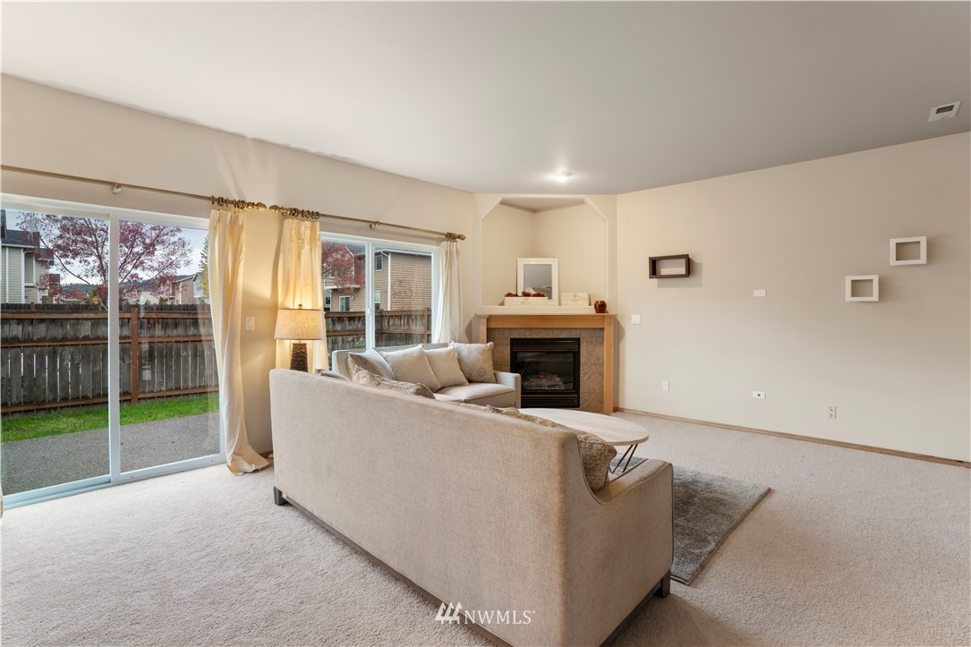 5202 Northeast 5th Court Renton, WA 98059 - Photo 17 of 33