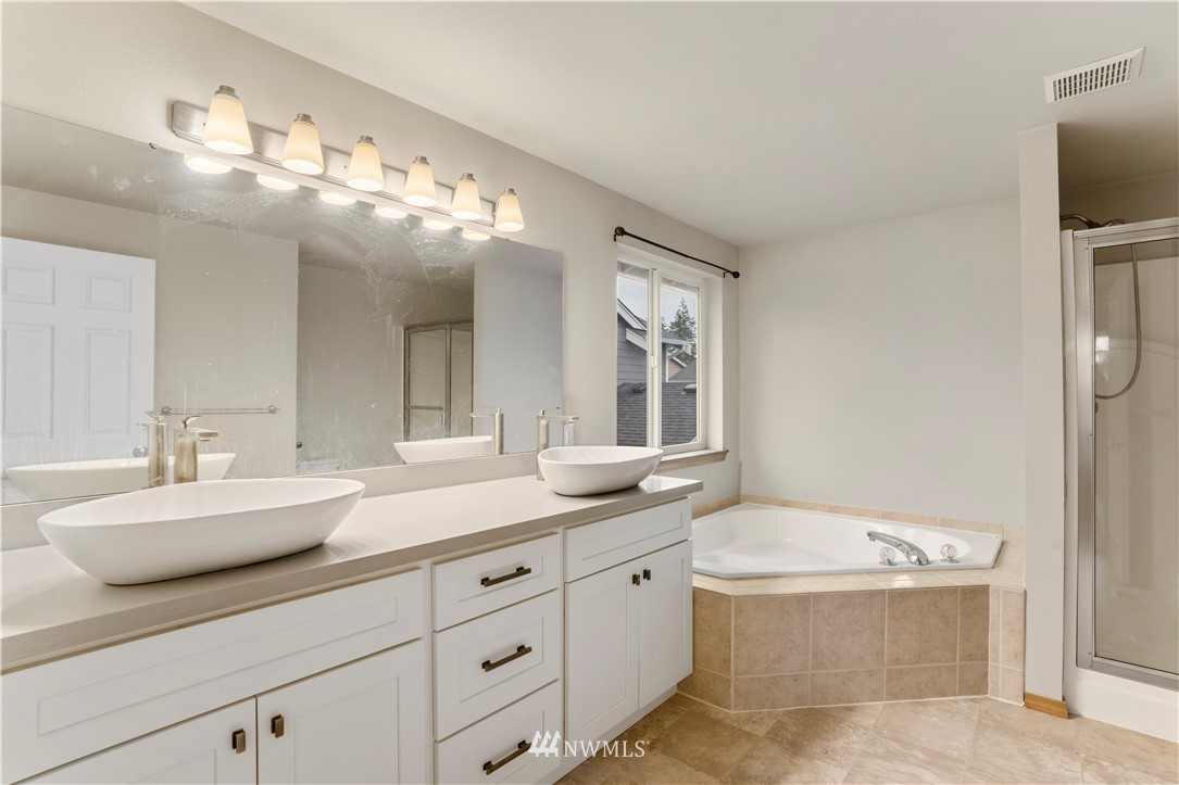 5202 Northeast 5th Court Renton, WA 98059 - Photo 22 of 33
