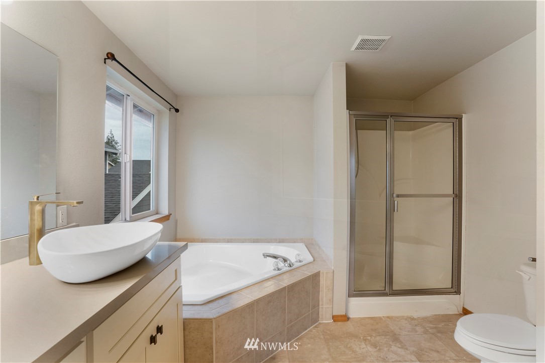 5202 Northeast 5th Court Renton, WA 98059 - Photo 23 of 33