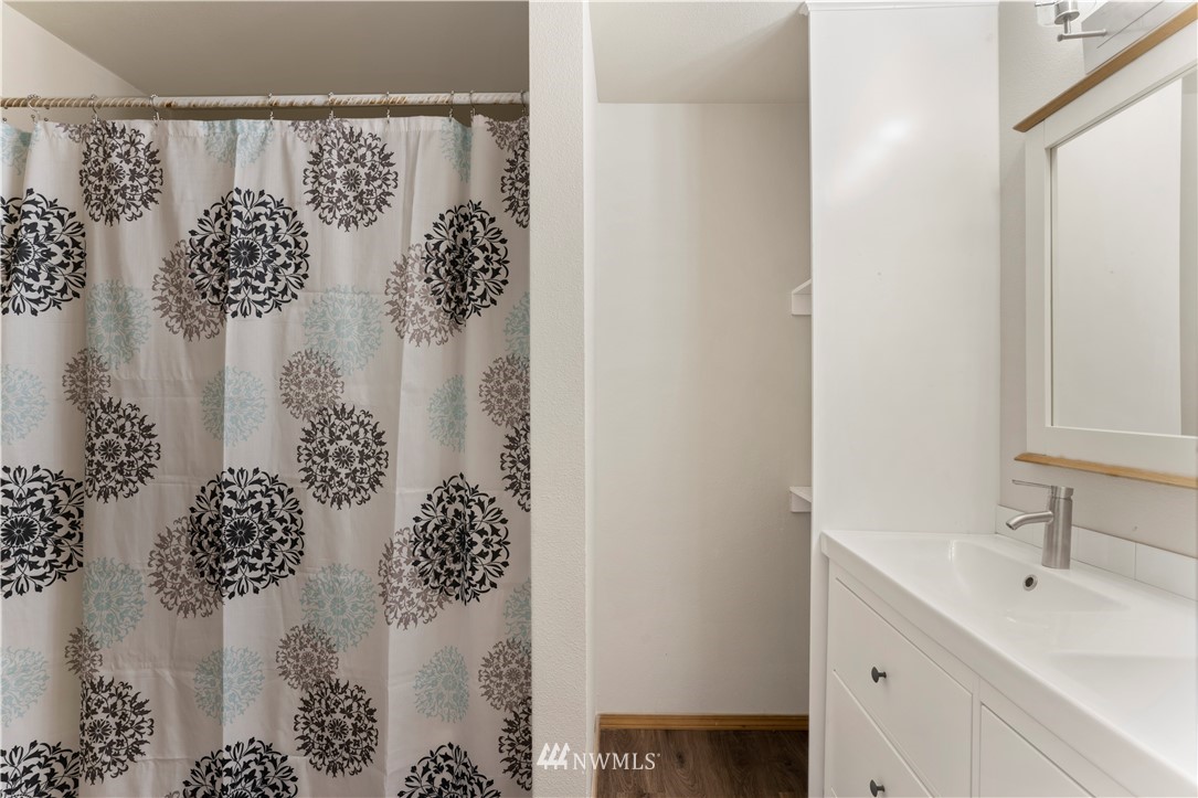 5202 Northeast 5th Court Renton, WA 98059 - Photo 25 of 33