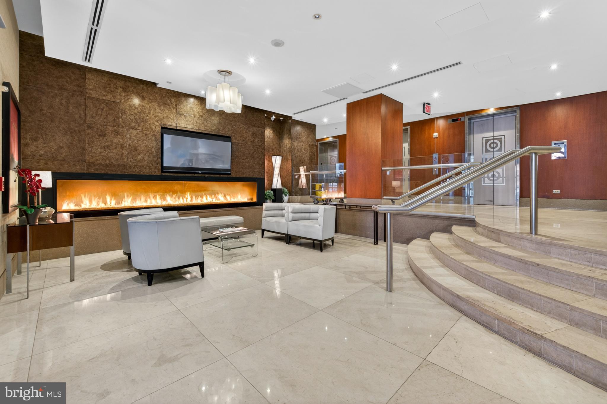 811 4th Street Northwest, Unit 1215 Washington, DC 20001 - Photo 3 of 32 a room with gym equipment