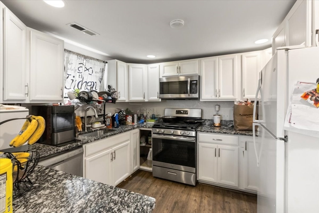 35-37 Harvard Street Everett, MA 02149 - Photo 17 of 41