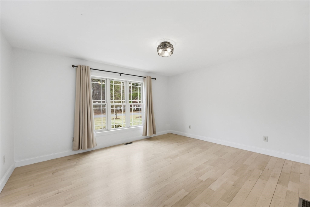 13 Shattuck Road Hadley, MA 01035 - Photo 11 of 41