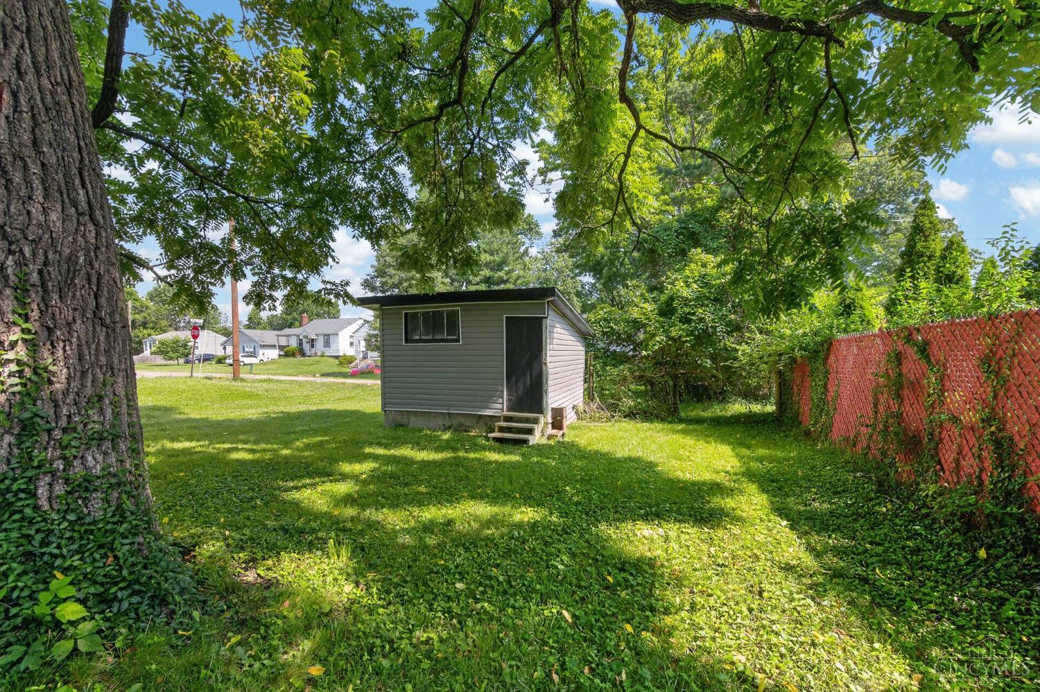 8812 Pine Road Cincinnati, OH 45242 - Photo 49 of 61