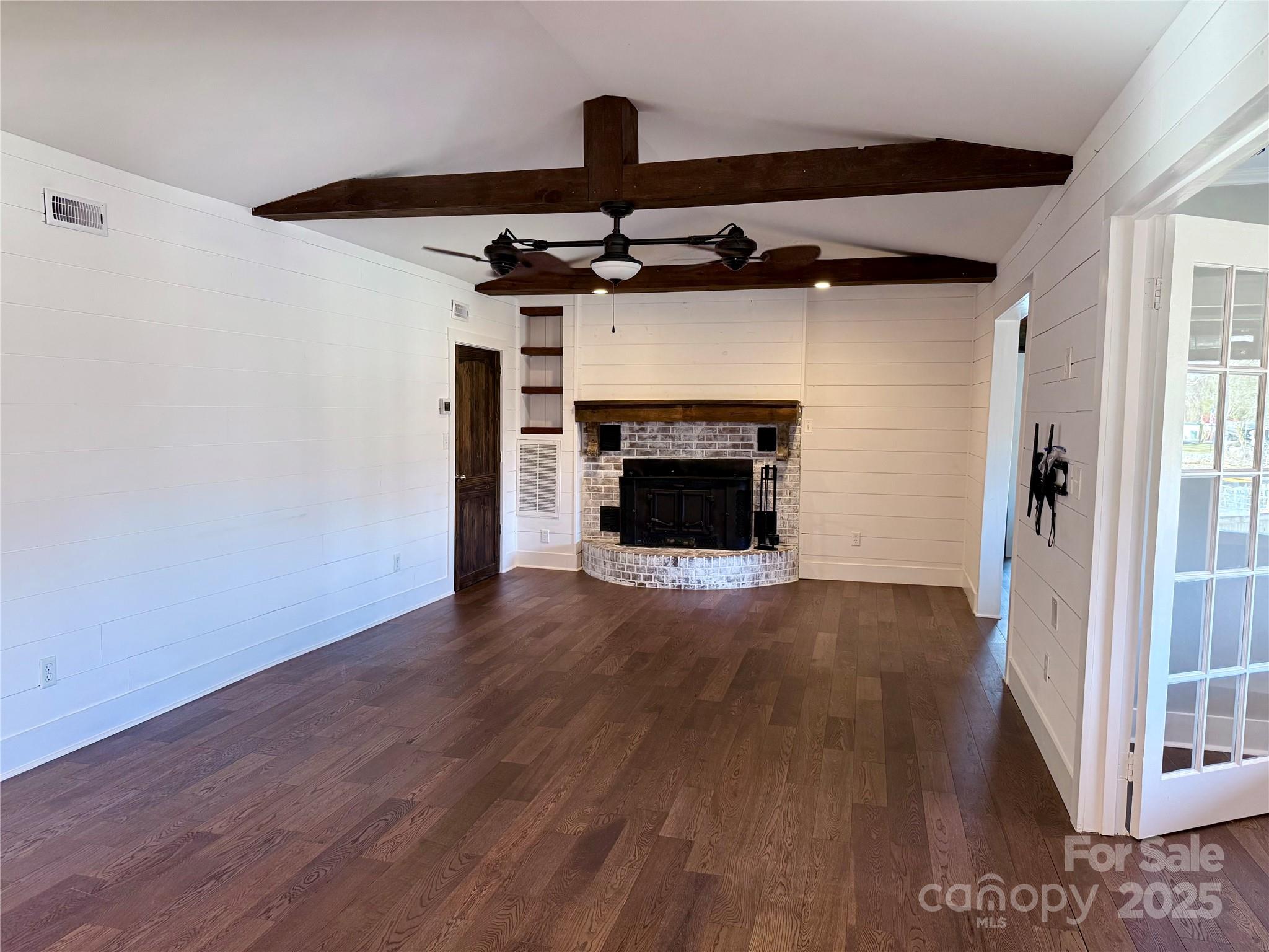 5565 Riverfront Road Clover, SC 29710 - Photo 8 of 8 Gallery Image 8