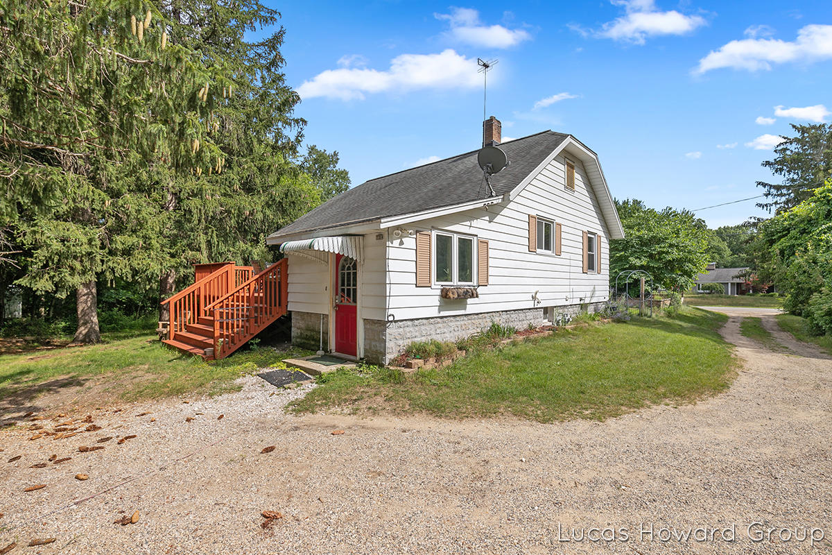 1754 Judson Road Spring Lake, MI 49456 - Photo 16 of 17 IMG_1018