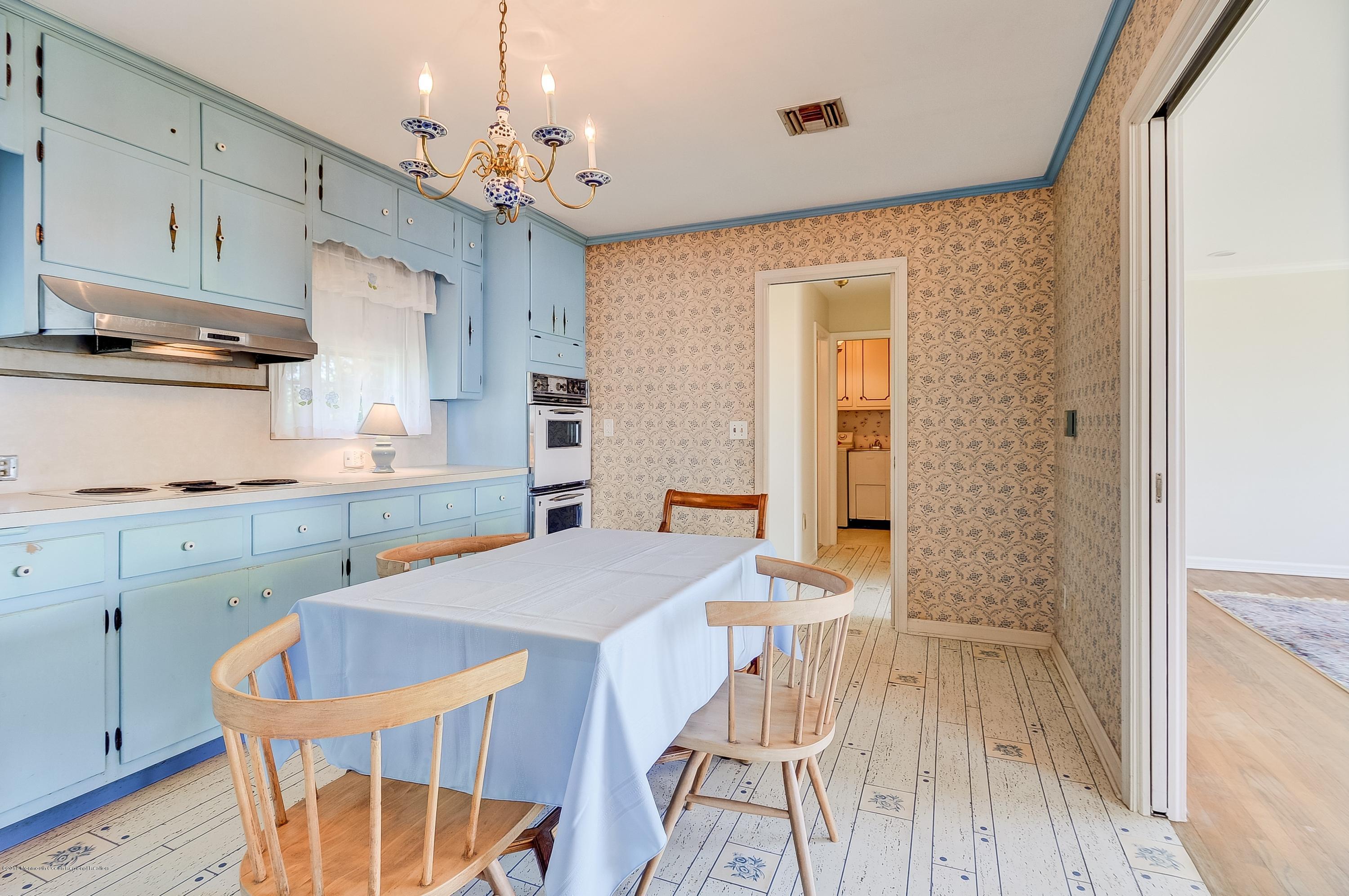 29 Tuxedo Road Rumson, NJ 07760 - Photo 13 of 37 Kitchen