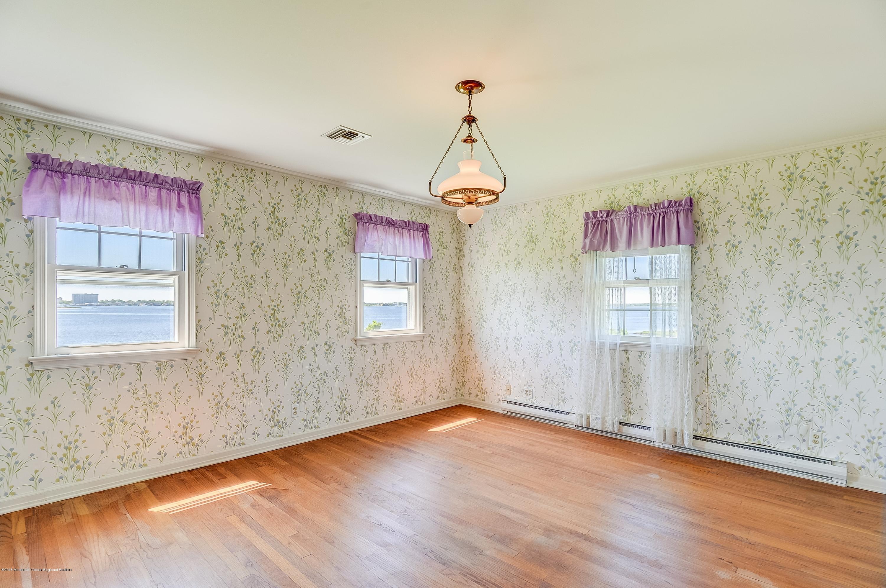 29 Tuxedo Road Rumson, NJ 07760 - Photo 17 of 37 Bedroom