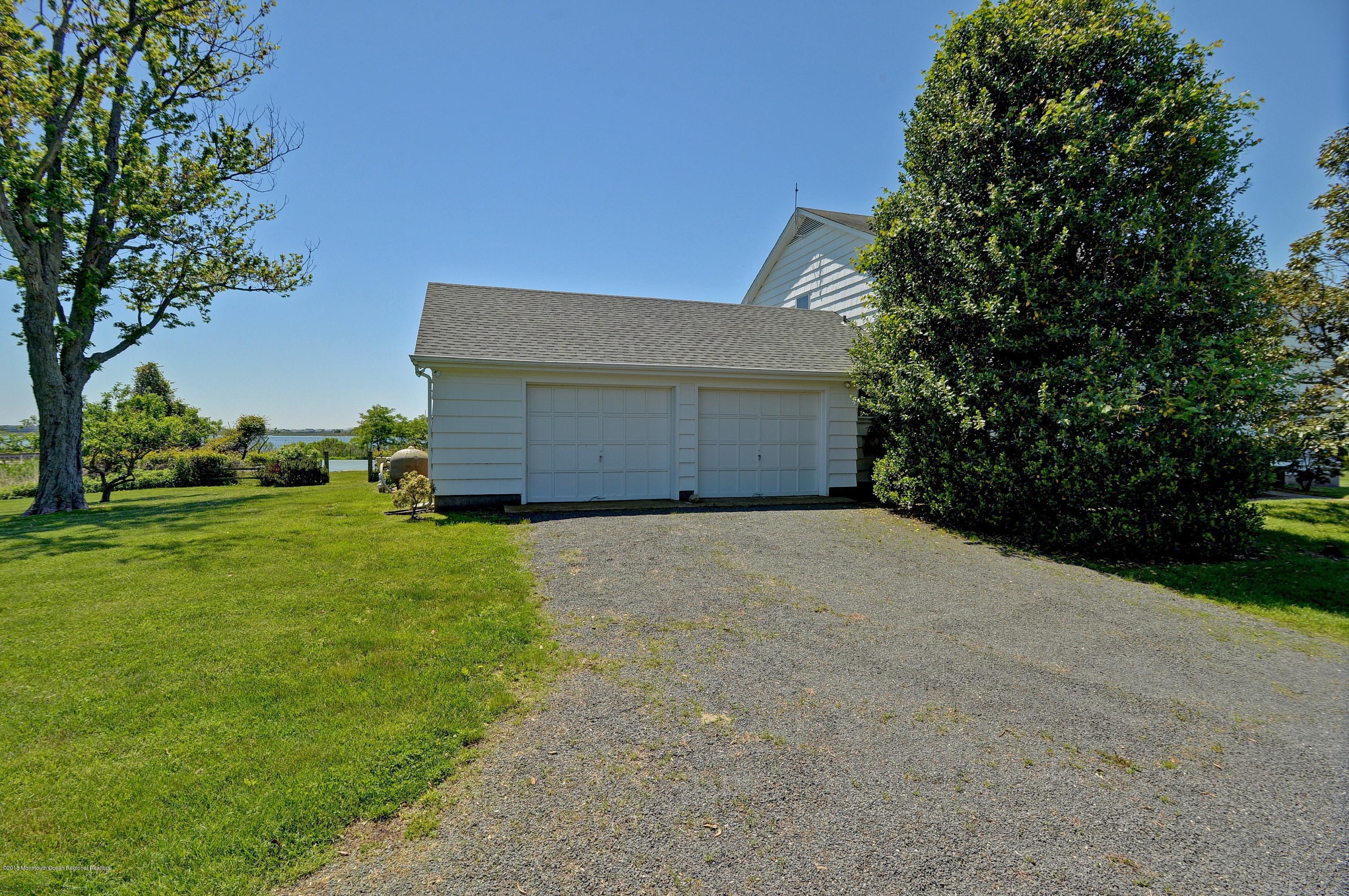 29 Tuxedo Road Rumson, NJ 07760 - Photo 26 of 37 Garage