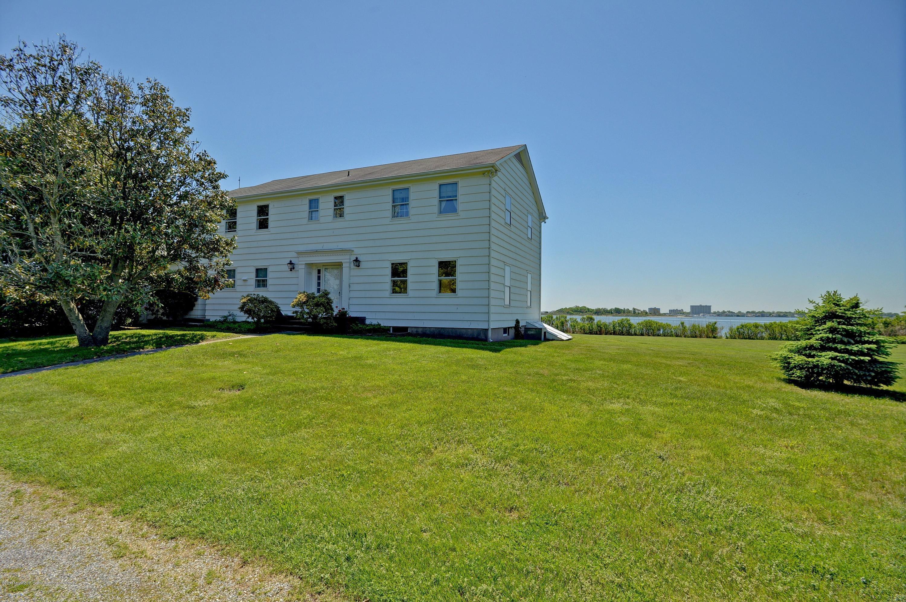 29 Tuxedo Road Rumson, NJ 07760 - Photo 3 of 37 Front of House
