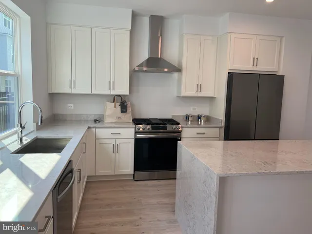 $5,000 | 2139 Tysons Ridgeline Road, Falls Church, VA 22043