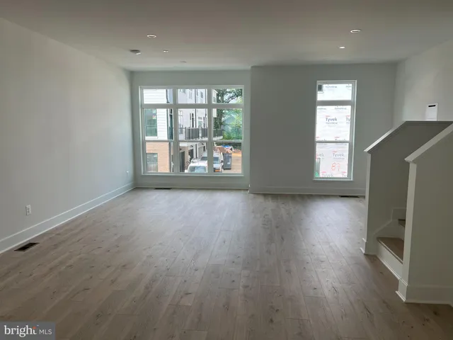 $5,000 | 2139 Tysons Ridgeline Road, Falls Church, VA 22043