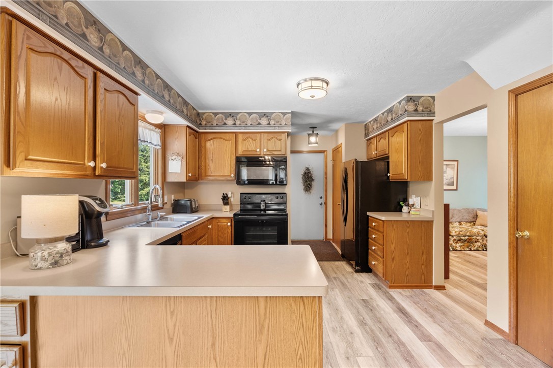 3997 Dean Road Marion, NY 14505 - Photo 11 of 50