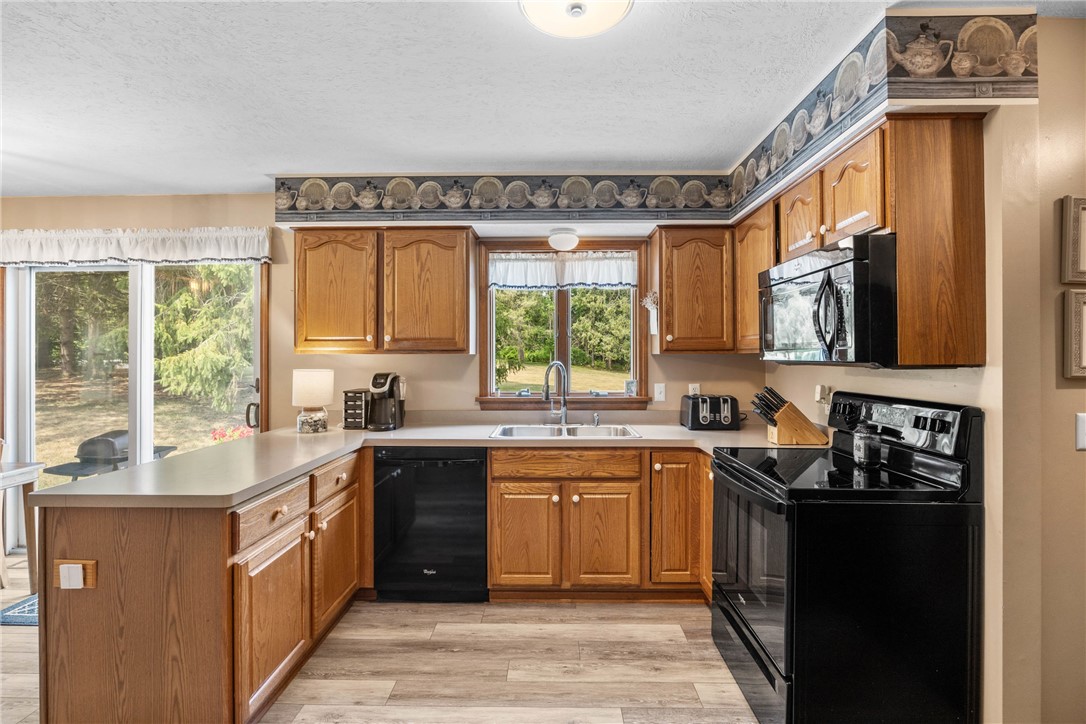 3997 Dean Road Marion, NY 14505 - Photo 13 of 50