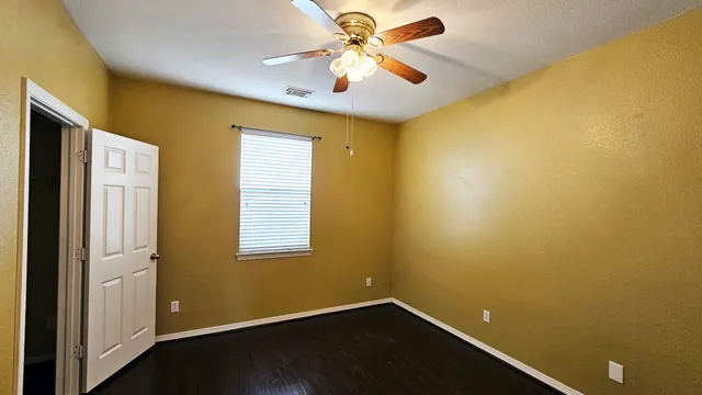 $2,200 | 211 Briar Trace Lane, Richmond, TX 77406