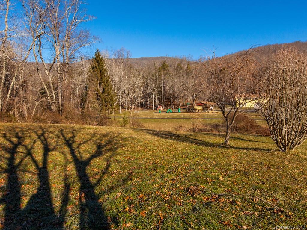 811 Old Fort Road Fairview, NC 28730 - Photo 11 of 36 Gallery Image 11