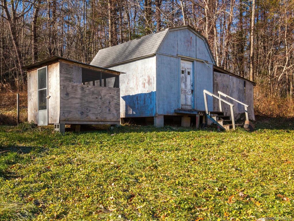 811 Old Fort Road Fairview, NC 28730 - Photo 32 of 36 Gallery Image 32