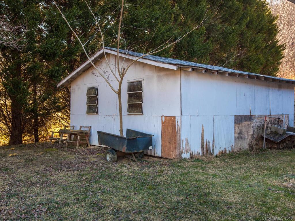 811 Old Fort Road Fairview, NC 28730 - Photo 34 of 36 Gallery Image 34