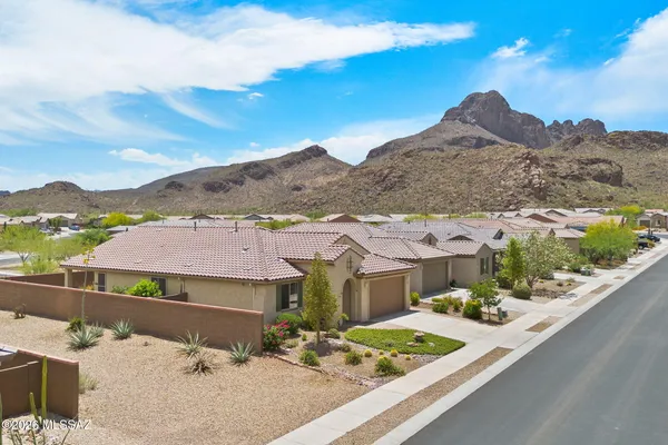 $550,000 | 8464 North Van Cleeve Lane, Tucson, AZ 85743