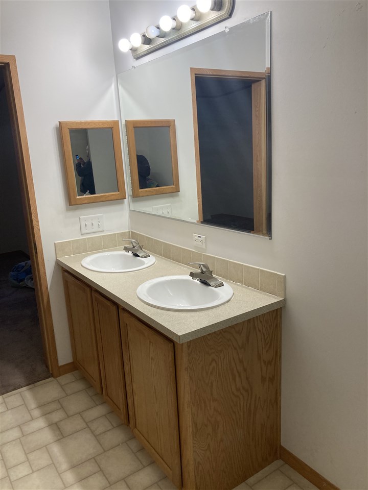 11156 Cinder Road Beulah, MI 49617 - Photo 15 of 37 1882651-14.JPG