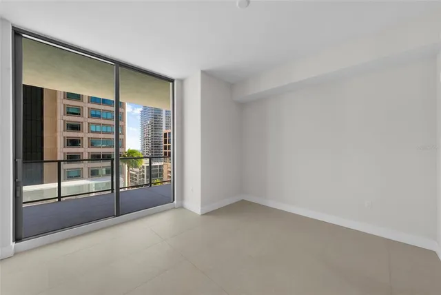 $2,000,000 | 275 1st Avenue South, Unit 1005, St. Petersburg, FL 33701