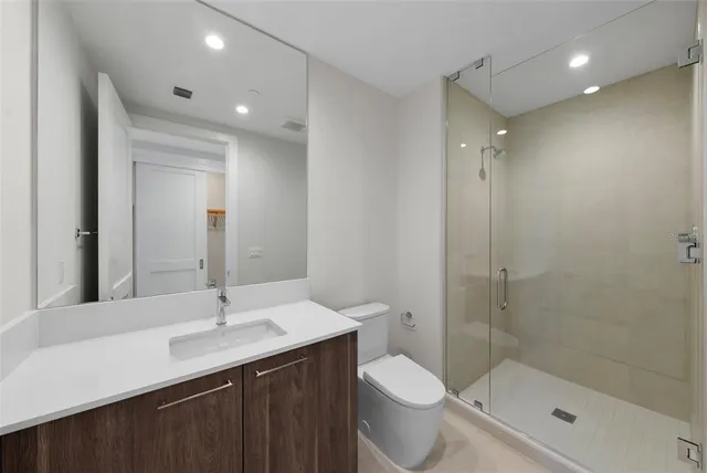 $2,000,000 | 275 1st Avenue South, Unit 1005, St. Petersburg, FL 33701