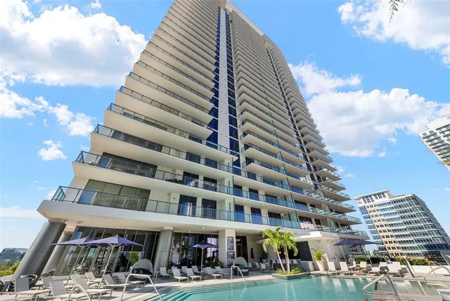 $2,000,000 | 275 1st Avenue South, Unit 1005, St. Petersburg, FL 33701