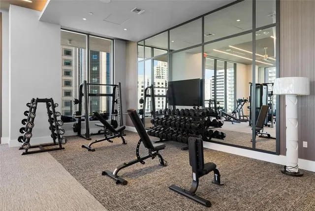 $2,000,000 | 275 1st Avenue South, Unit 1005, St. Petersburg, FL 33701