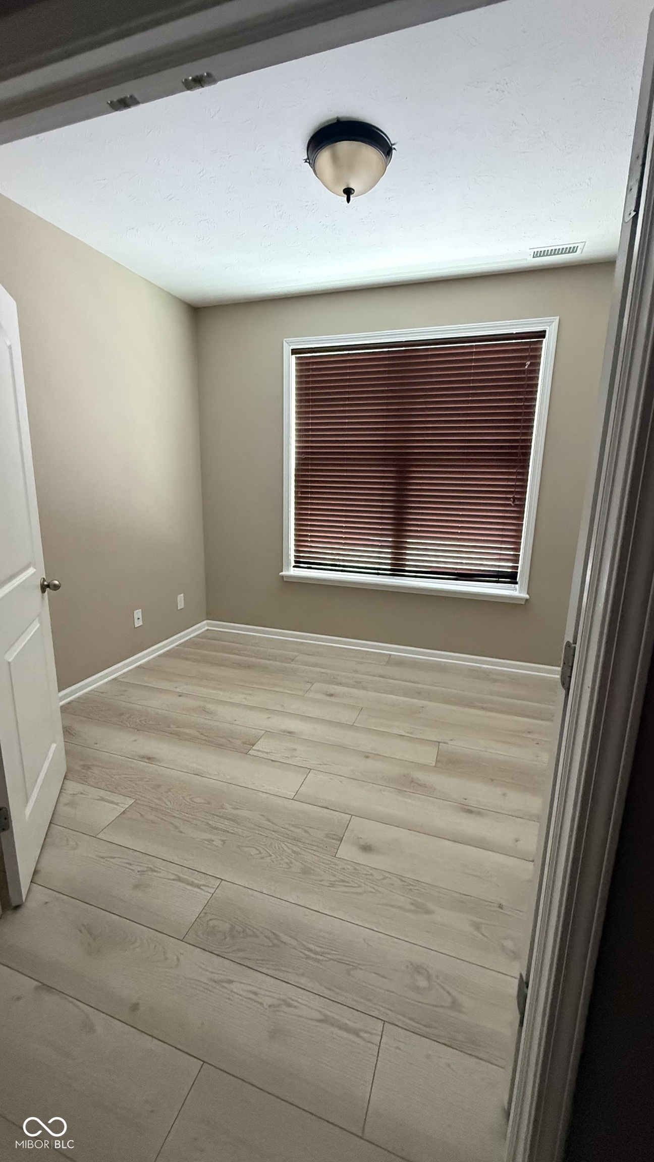 5784 Pebblebrooke Road Whitestown, IN 46075 - Photo 4 of 23