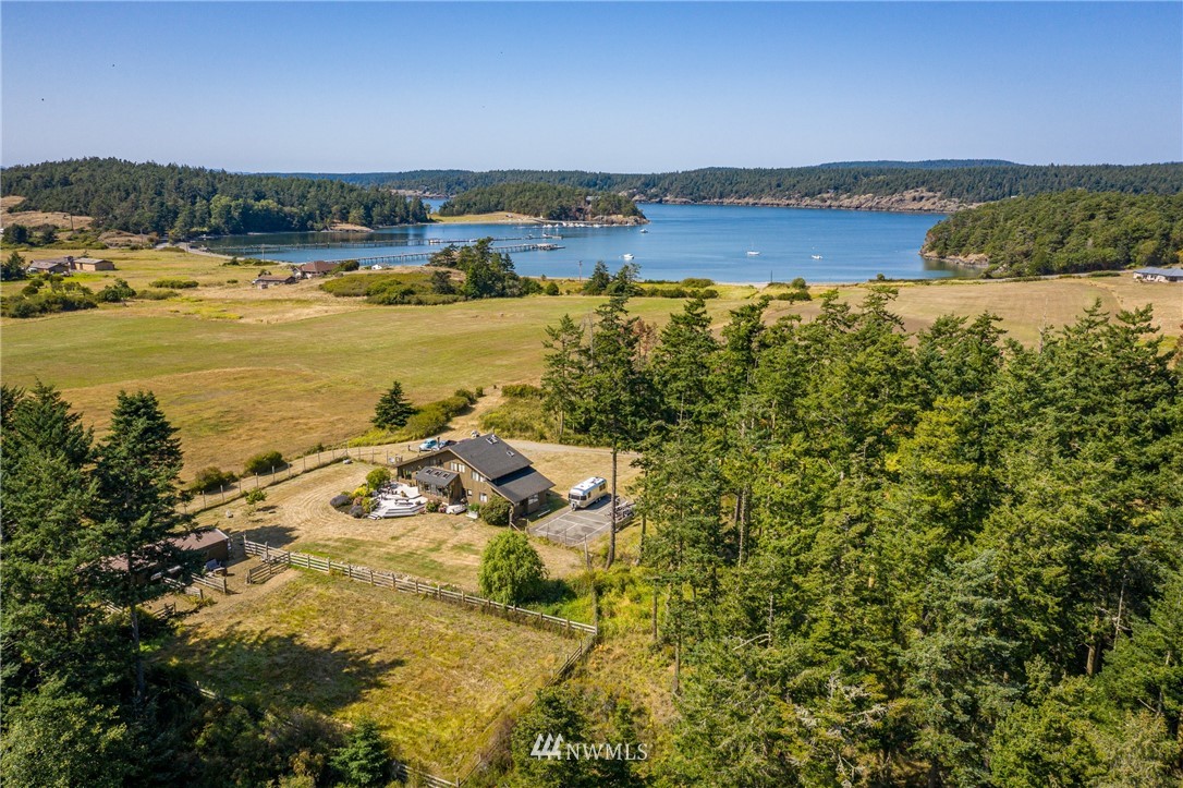 349 Tralnes Road Lopez Island, WA 98261 - Photo 2 of 25