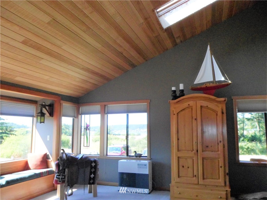 349 Tralnes Road Lopez Island, WA 98261 - Photo 13 of 25