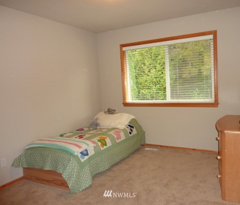 9412 Northeast 174th Place Bothell, WA 98011 - Photo 21 of 24