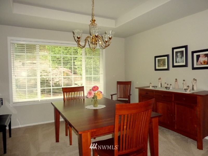 9412 Northeast 174th Place Bothell, WA 98011 - Photo 5 of 24