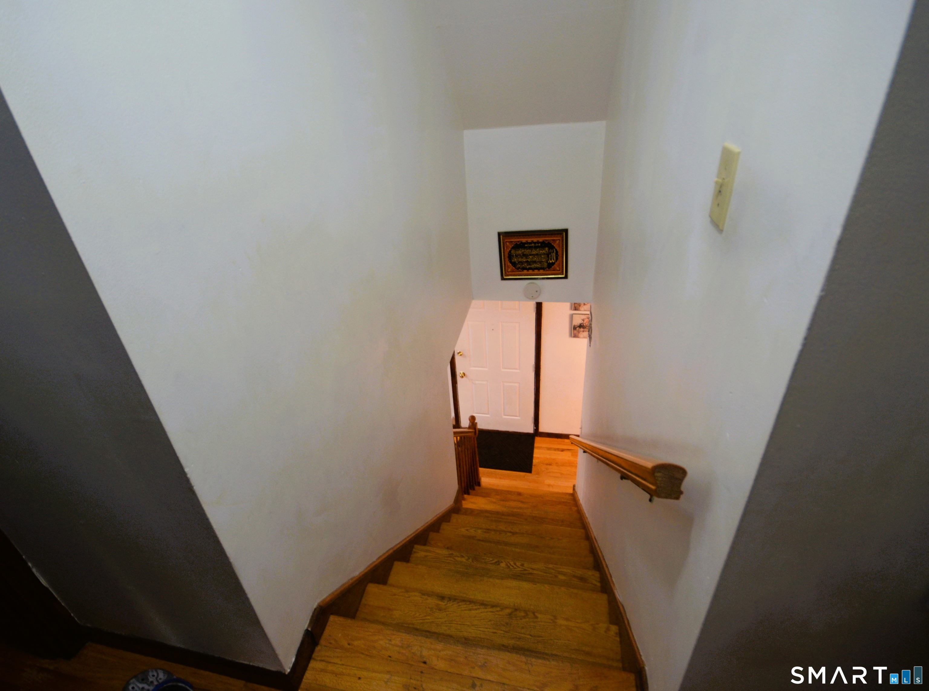 430 Berkeley Road Fairfield, CT 06825 - Photo 19 of 37
