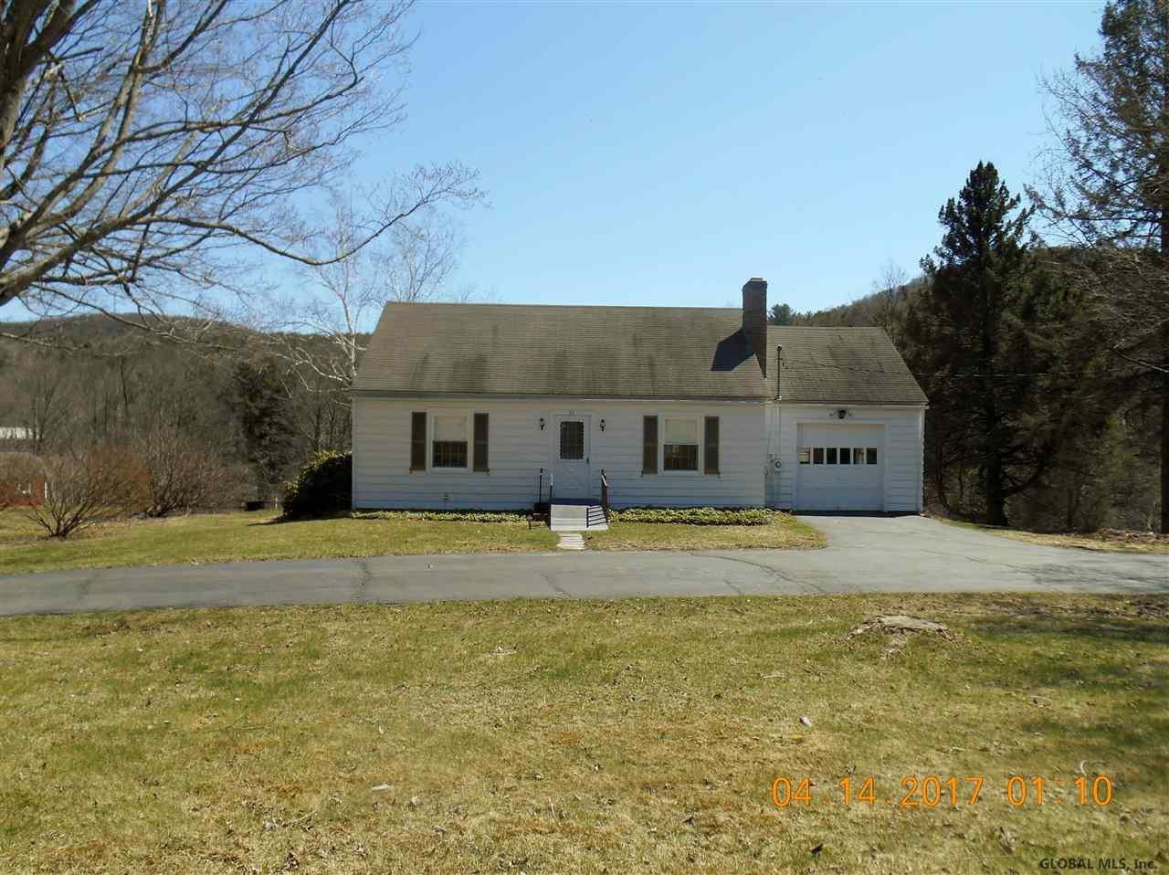 59 Hewitt Road Petersburgh, NY 12138 - Photo 1 of 25 Photo 1
