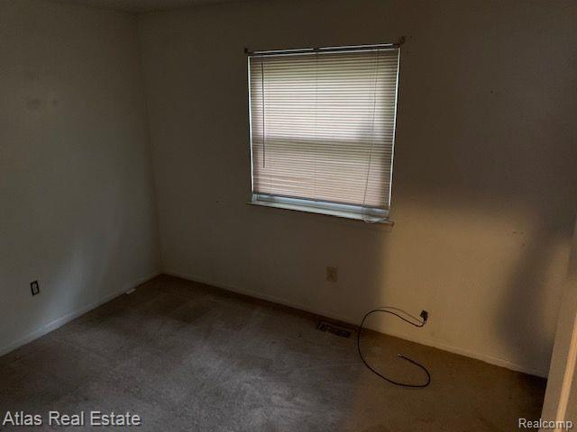 1255 Delta Road Walled Lake, MI 48390 - Photo 10 of 13