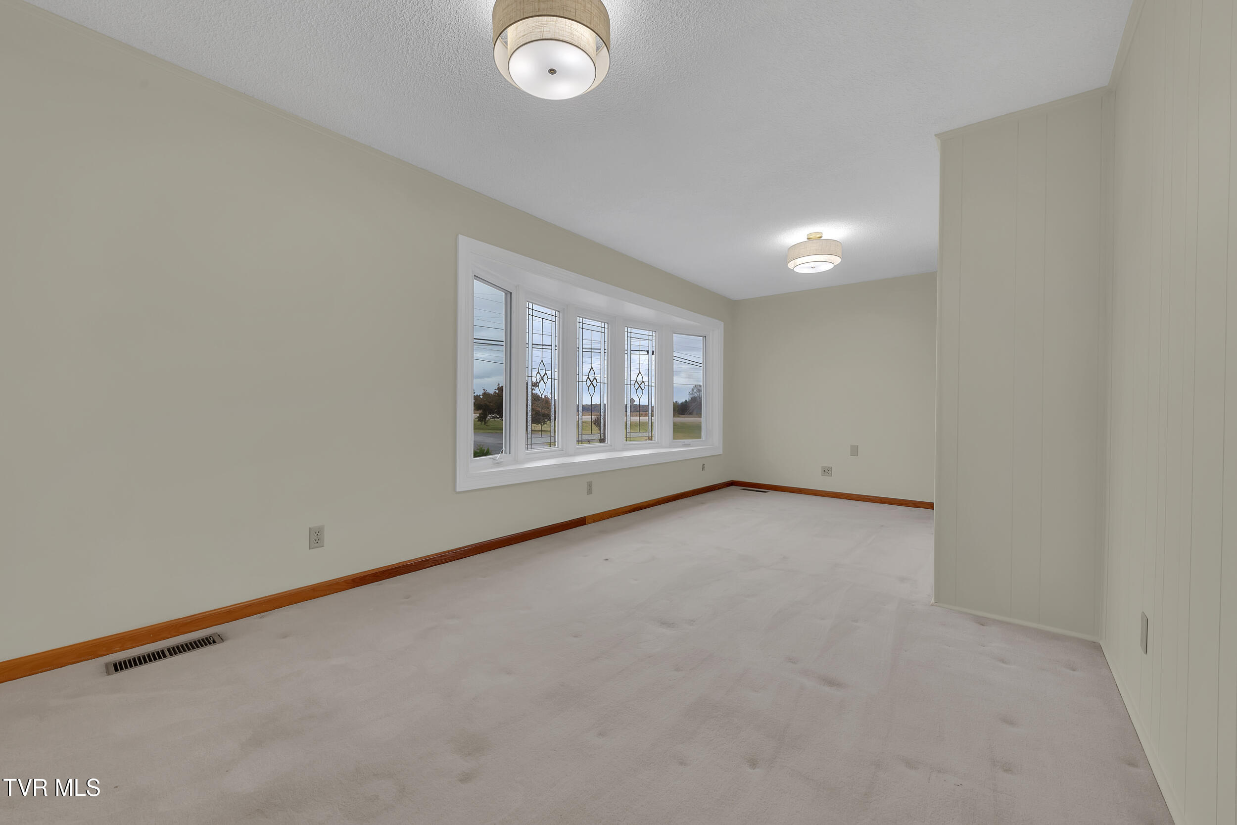 1620 Erwin Highway Greeneville, TN 37745 - Photo 10 of 60 23_34