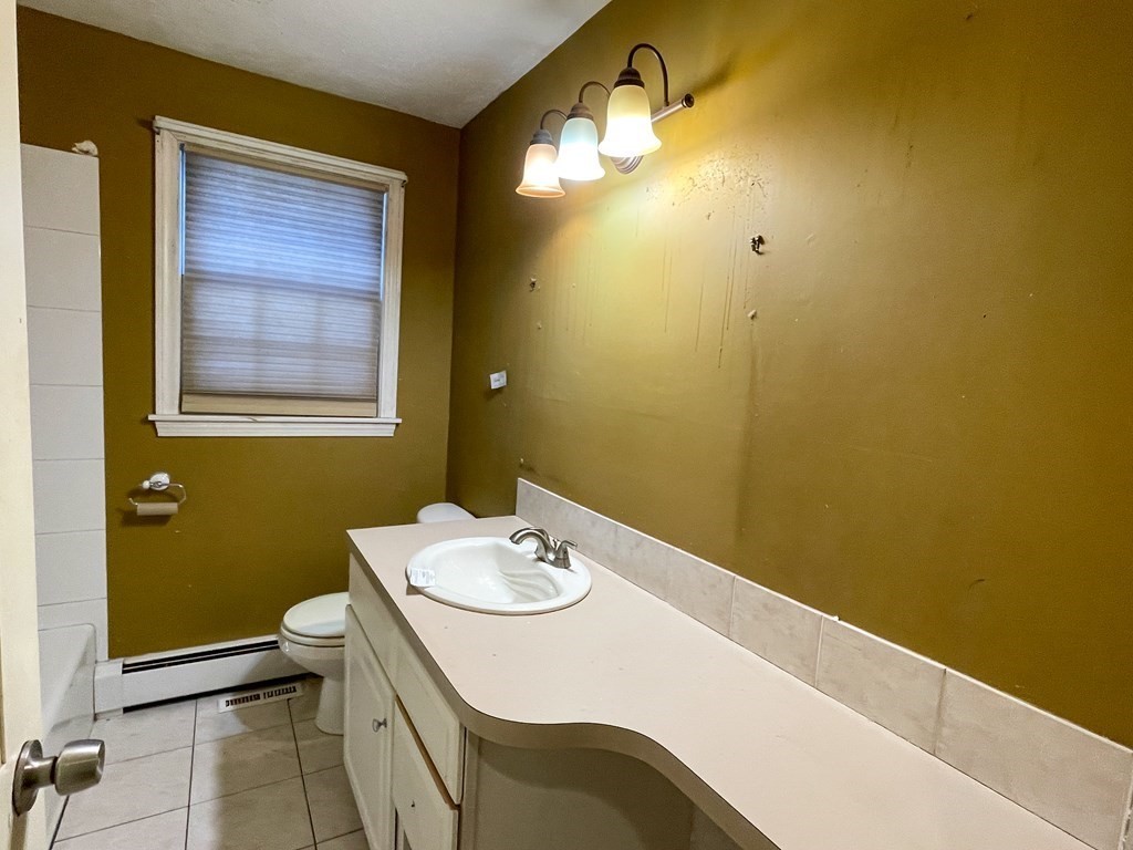 63 Bayberry Road Hampden, MA 01036 - Photo 9 of 20 Gallery Image 9