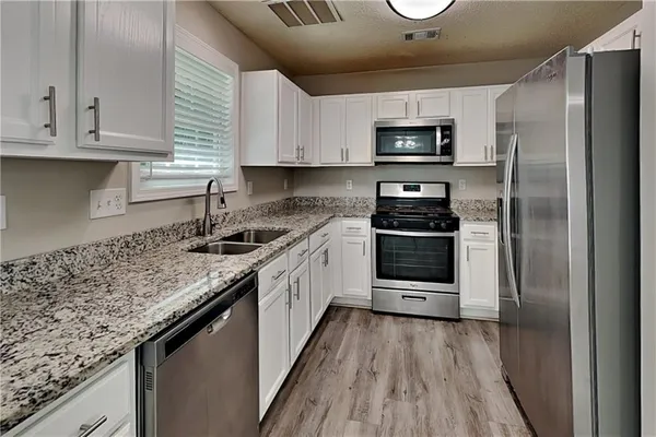 $1,875 | 100 Rosemont Court, Hiram, GA 30141