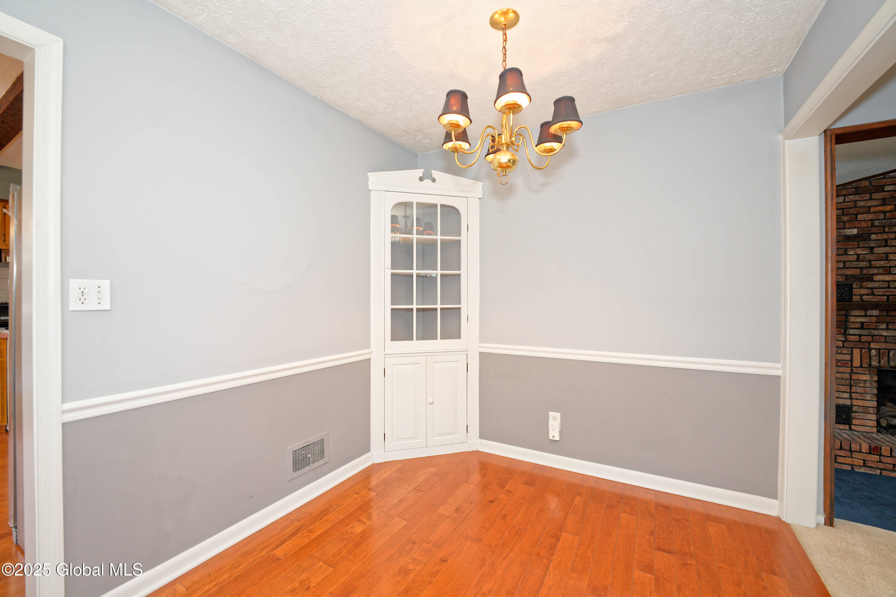 60 Hunting Road Colonie, NY 12205 - Photo 15 of 44 3 Diningroom 3