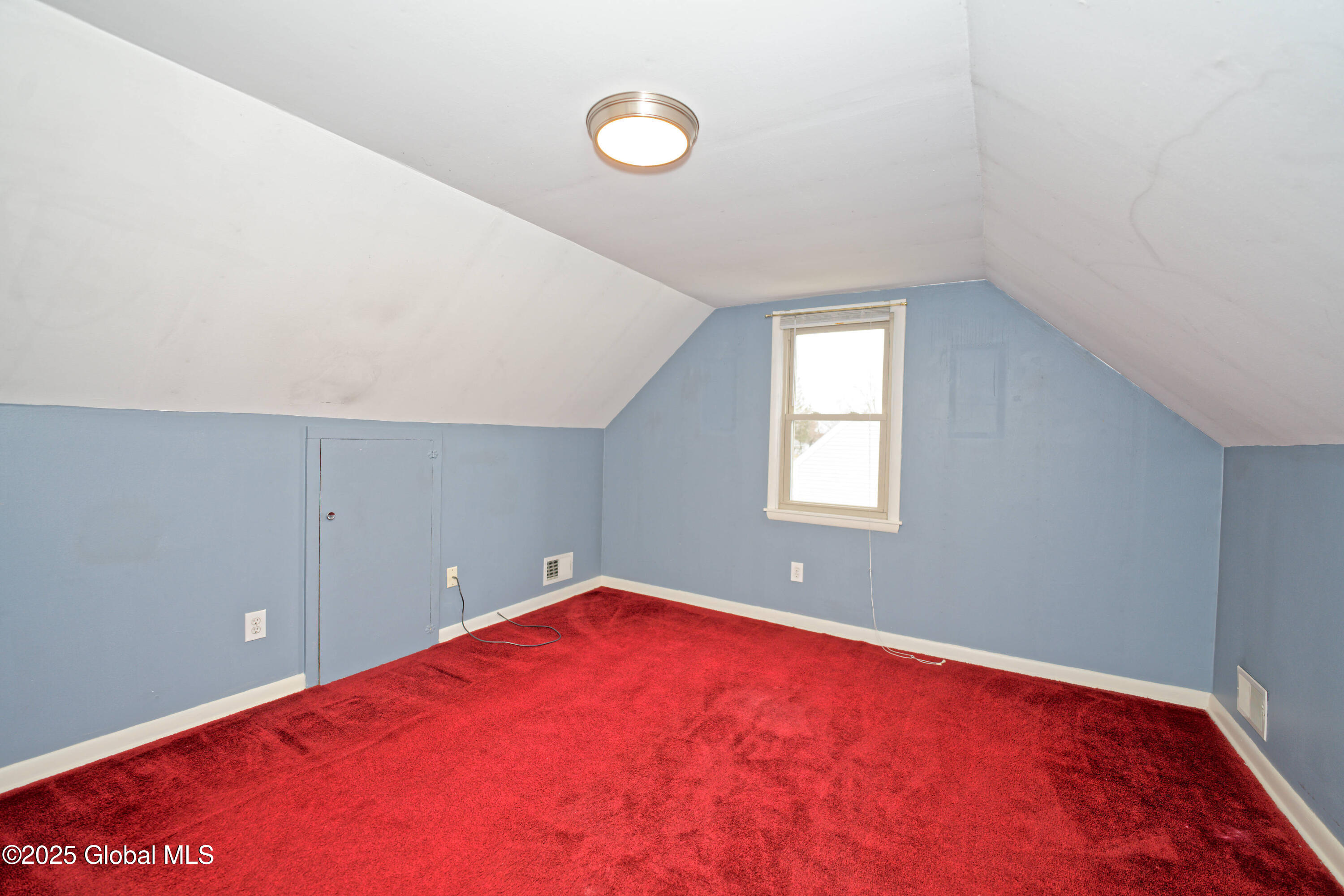 60 Hunting Road Colonie, NY 12205 - Photo 27 of 44 6 Bedroom 3