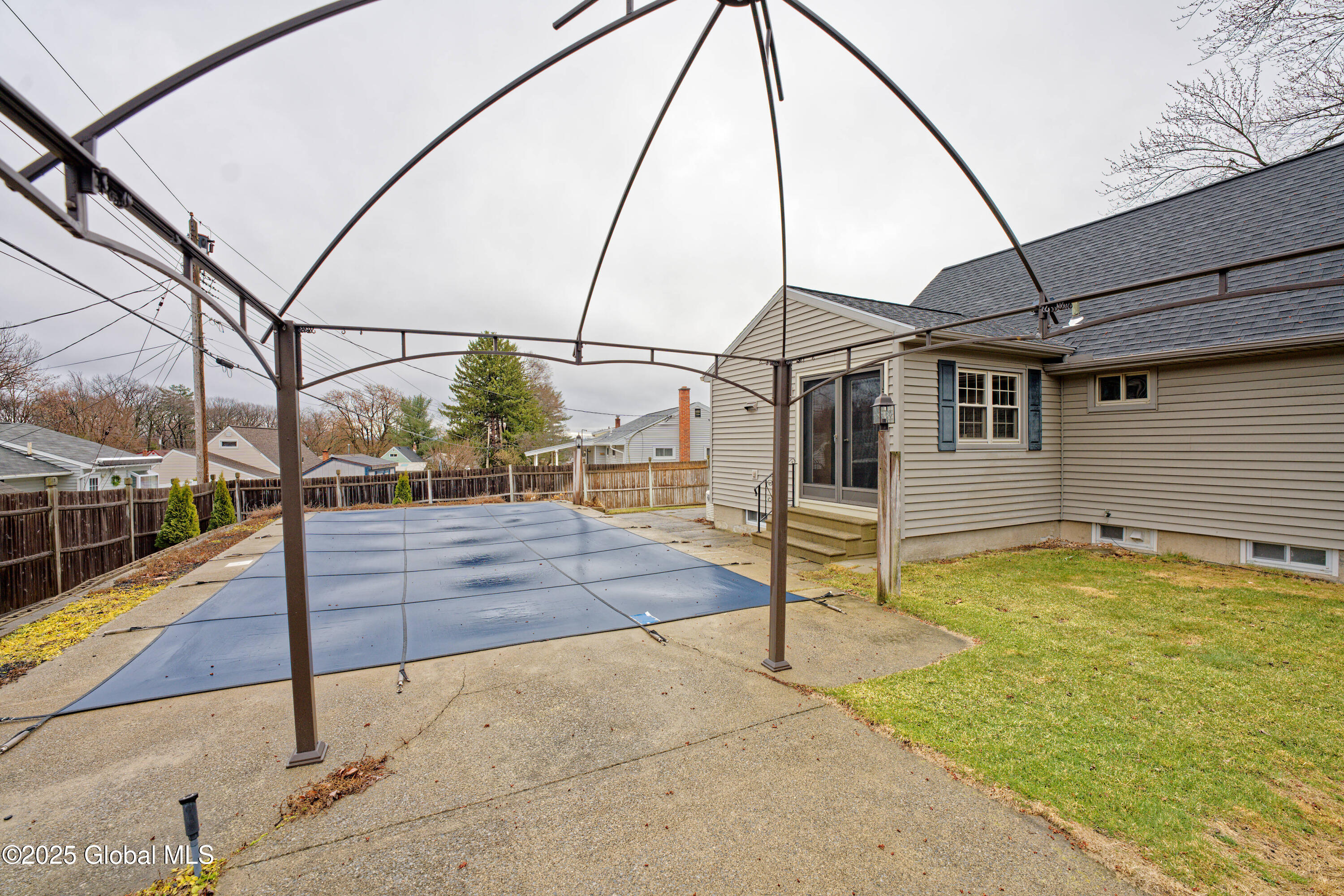 60 Hunting Road Colonie, NY 12205 - Photo 40 of 44 Yard 3