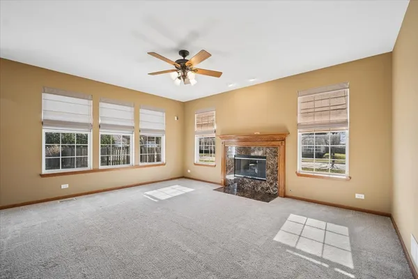 $565,000 | 3004 Crossfire Trail, Elgin, IL 60124