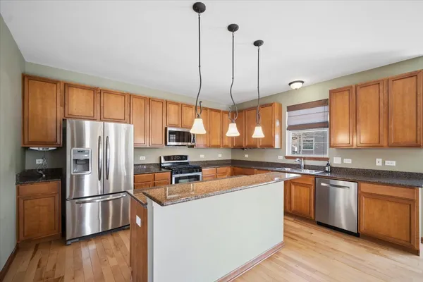 $565,000 | 3004 Crossfire Trail, Elgin, IL 60124