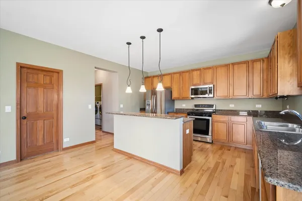 $565,000 | 3004 Crossfire Trail, Elgin, IL 60124
