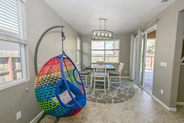 $619,000 | 3569 Flint Avenue, Clovis, CA 93619