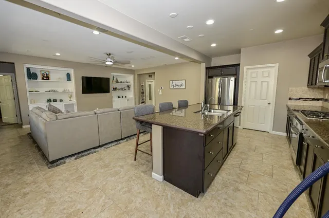 $619,000 | 3569 Flint Avenue, Clovis, CA 93619