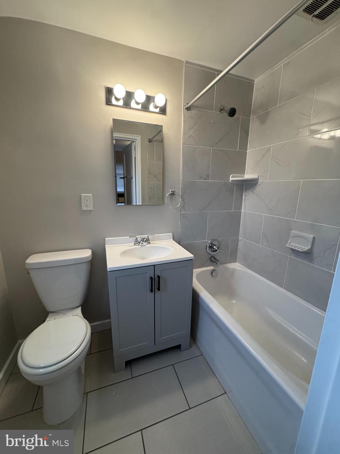 131 South Courthouse Road, Unit 6 Arlington, VA 22204 - Photo 14 of 15