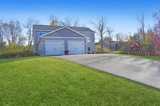 $439,000 | 10 Deblock Drive, Crosby, MN 56441